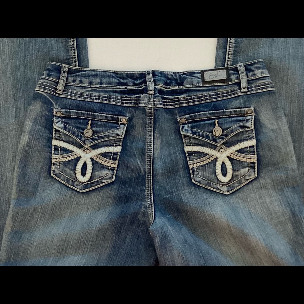 Earl straight leg 14SHT medium wash mid rise jeans